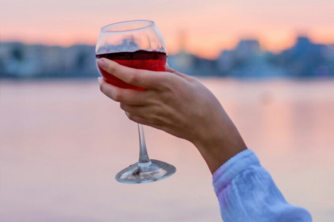 Alla scoperta dei vini di Puglia… a bordo dello Yacht Charlotte.